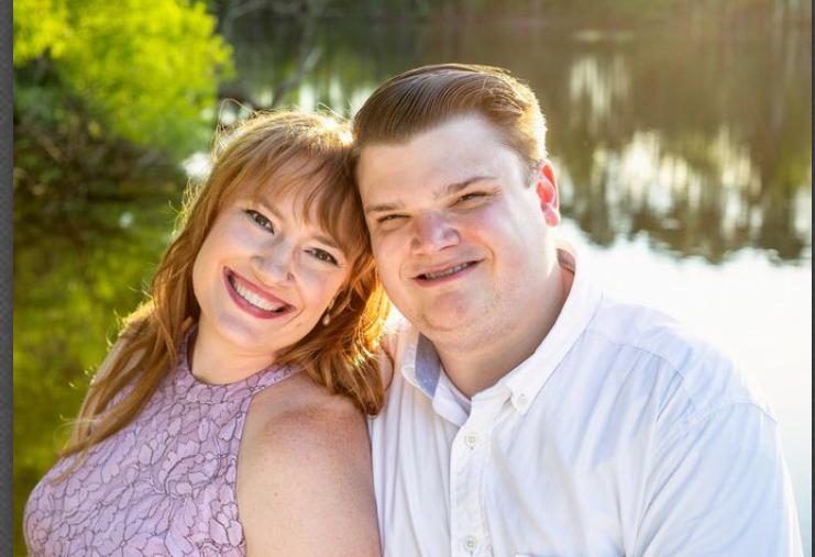 The Wedding Website of Sarah Perkinson and Jordan Bondurant