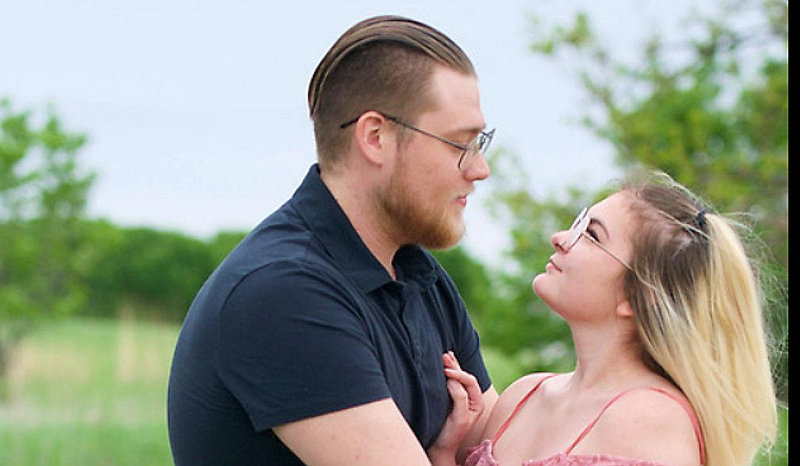Alexis Young and Devon Young's Wedding Website