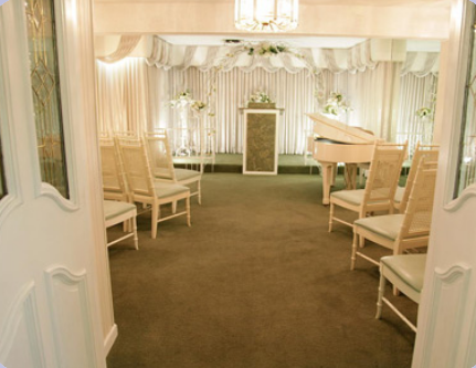 The Wedding Website of Michella Compton and Owen Sampson