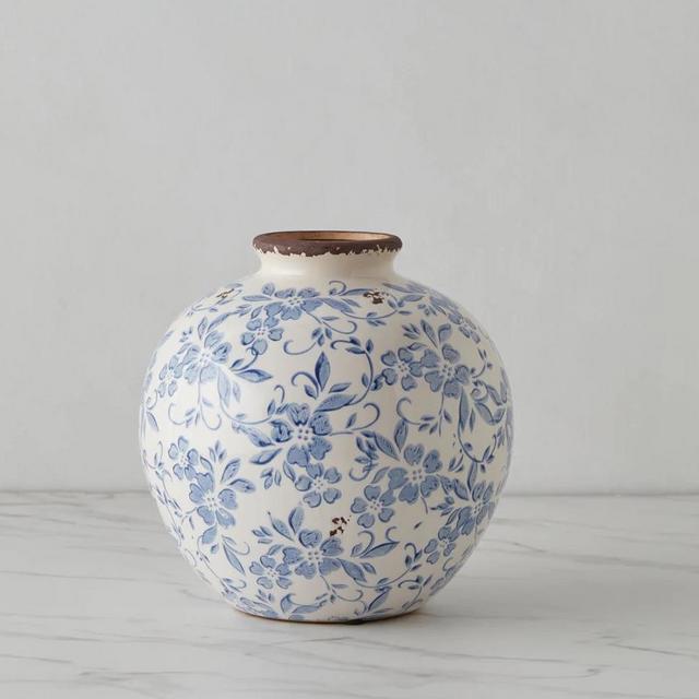 Cairns Vase