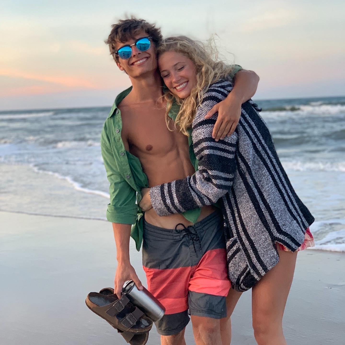 Senior year of high school beach week 2019