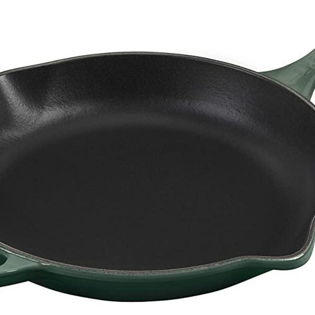 Le Creuset Signature Iron Handle Skillet, 9-Inch, Artichaut