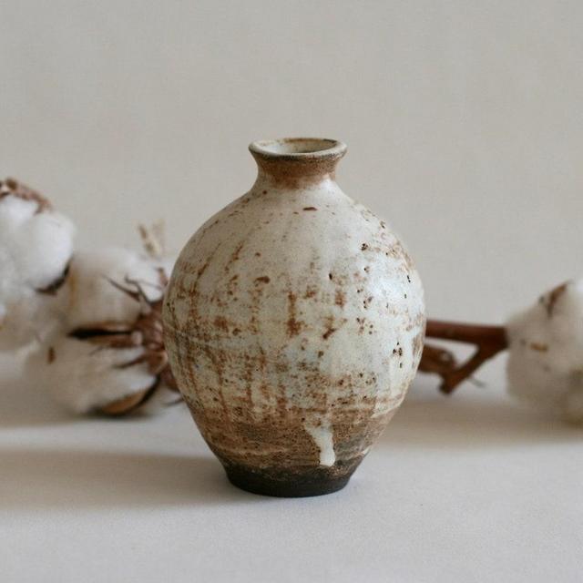 Cream Ceramic Bud Vase | Small pottery...