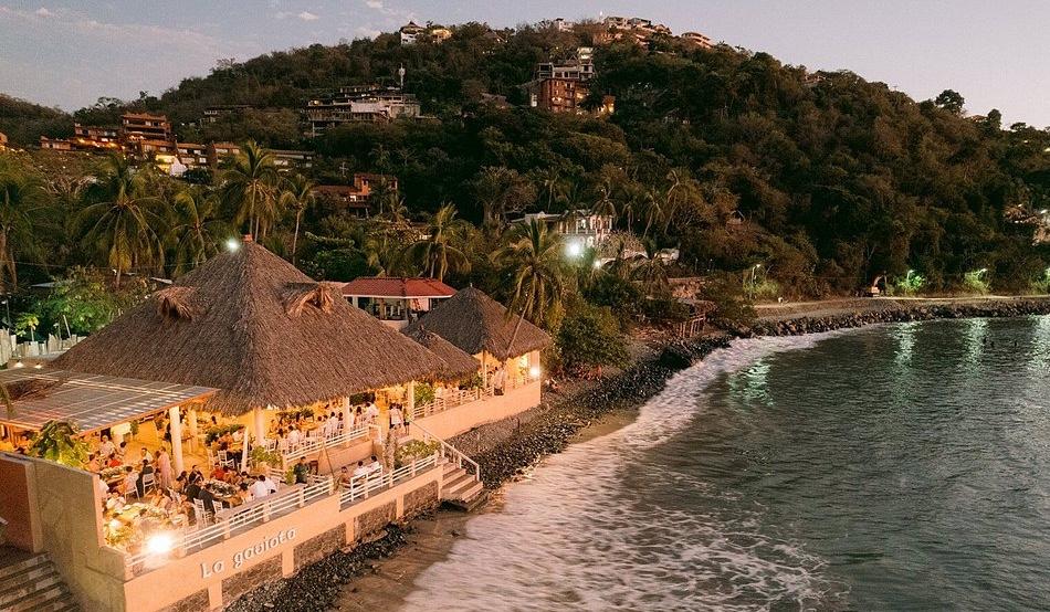 The Wedding Website of Hannah Felix and Eduardo Alcantar Jr