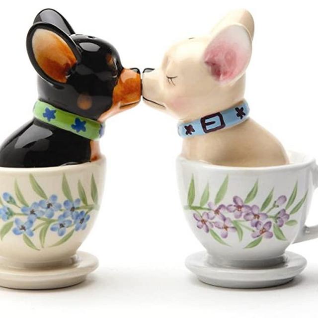 1 X Tea Cup Pups Magnetic Salt & Pepper Shaker Set S/P