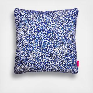 Twisted Up Pillow with Gusset