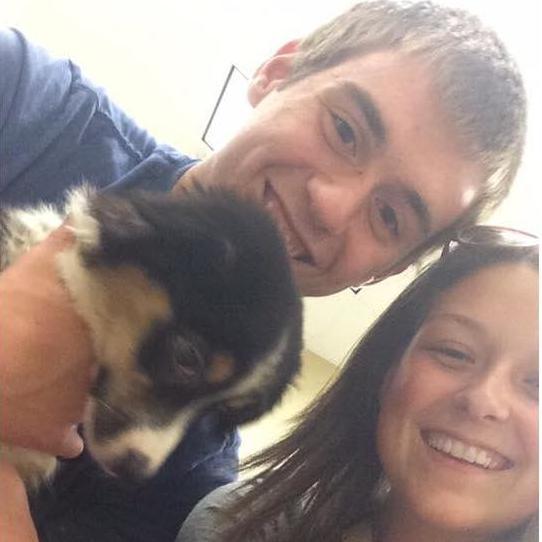 Year 4, pet store in college