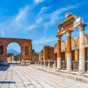 Tour of Pompeii in Naples, Italy
