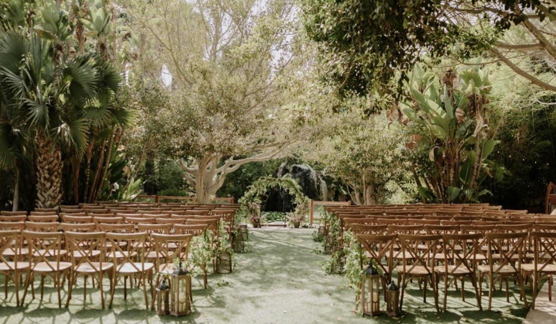 The Wedding Website of Moira Hill and Raymond Hatfield