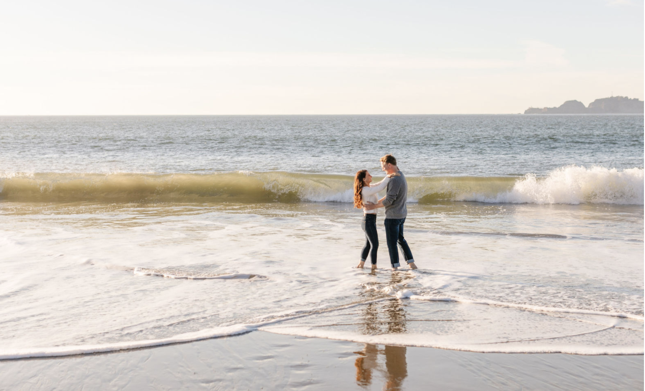The Wedding Website of Eleni Anderson and Declan O'Donnell