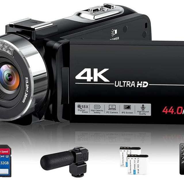 DINGETU 4K Video Camera Camcorder Ultra 44MP Vlogging Camera for YouTube 18X Digital Zoom Camcorder 3.0" IPS Screen IR Night Vision with External Mic, Controller, 2 Batteries and 32G SD Card