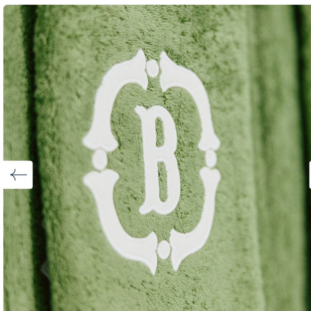 Weezie Basic Bath Towel