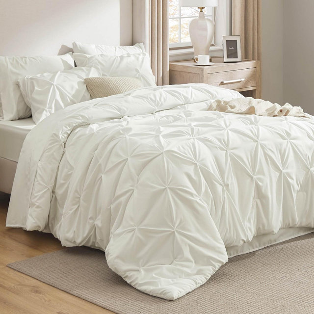 Solid Diamond Pintuck 7pcs Queen Ivory Bedding Set Comforter Set - Bedsure
