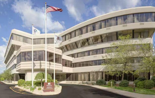 The Wedding Website of Antonio Tenaglia and Julianna Kane