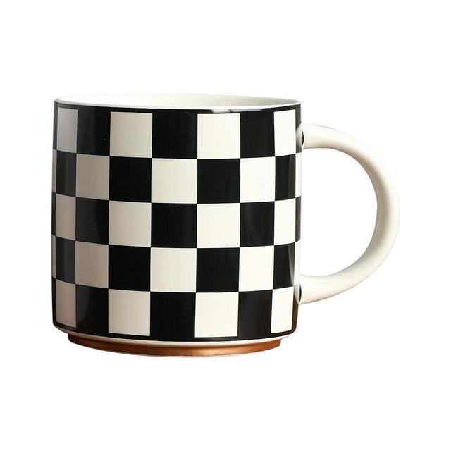 COLLECTIVE HOME - Chessboard Ceramic Mugs: Elegant Black & Gold Checkered Pattern, 15 oz Coffee Cups, Luxurious Gift with Box, Ideal for Office and Home, Not Microwave Safe (Black)