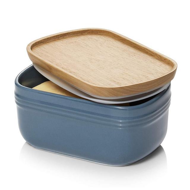 DOWAN Porcelain Butter Dish, Extra Large Butter Dish with Cover, Airtight Butter Dish with Wooden Lid, Farmhouse Butter Container for East West Coast Butter, Freezer Safe, Airy Blue
