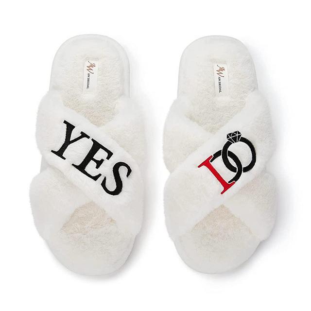 AW BRIDAL Bridal Shower Gift Wedding Slippers YES&I DO Slippers, Fuzzy Open Toe Slippers for Women Indoor Outdoor, S-XL