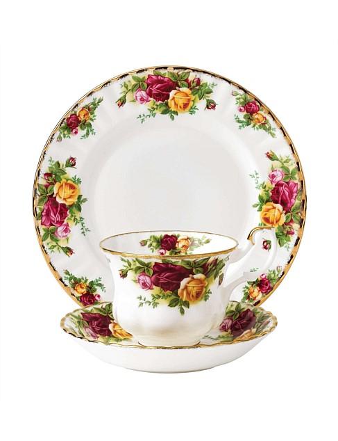 Royal Albert Old Country Roses Teacup, Saucer & Plate