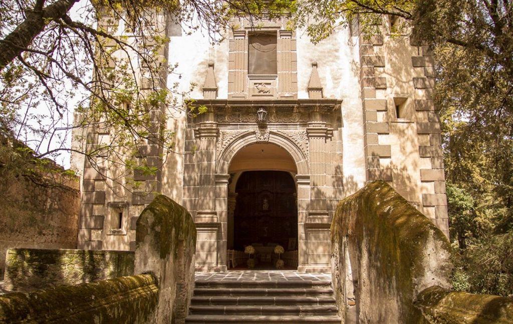 The Wedding Website of Daniella Avila-Morales and André Gierbolini-Norat