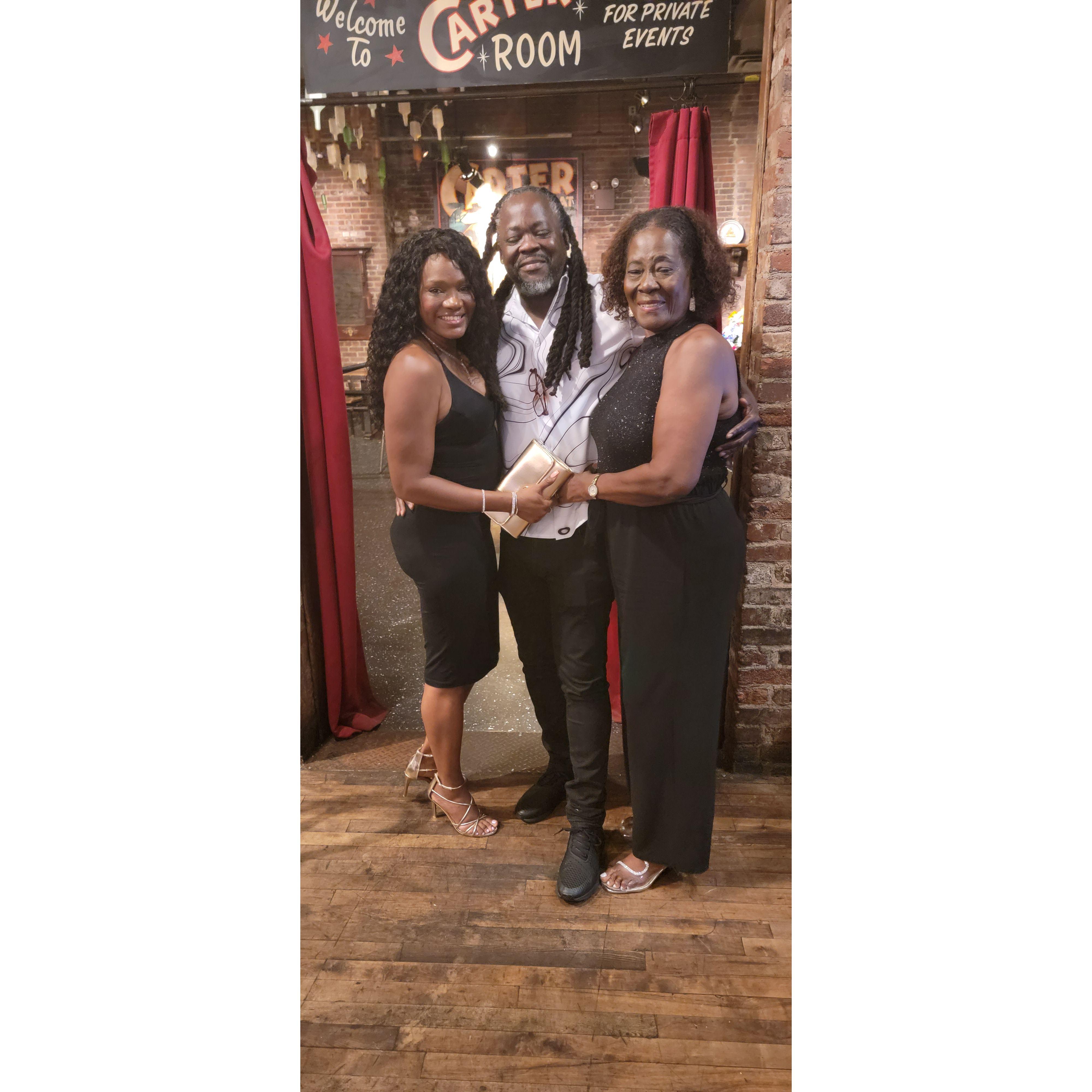 Wendell B'day dinner with Mom