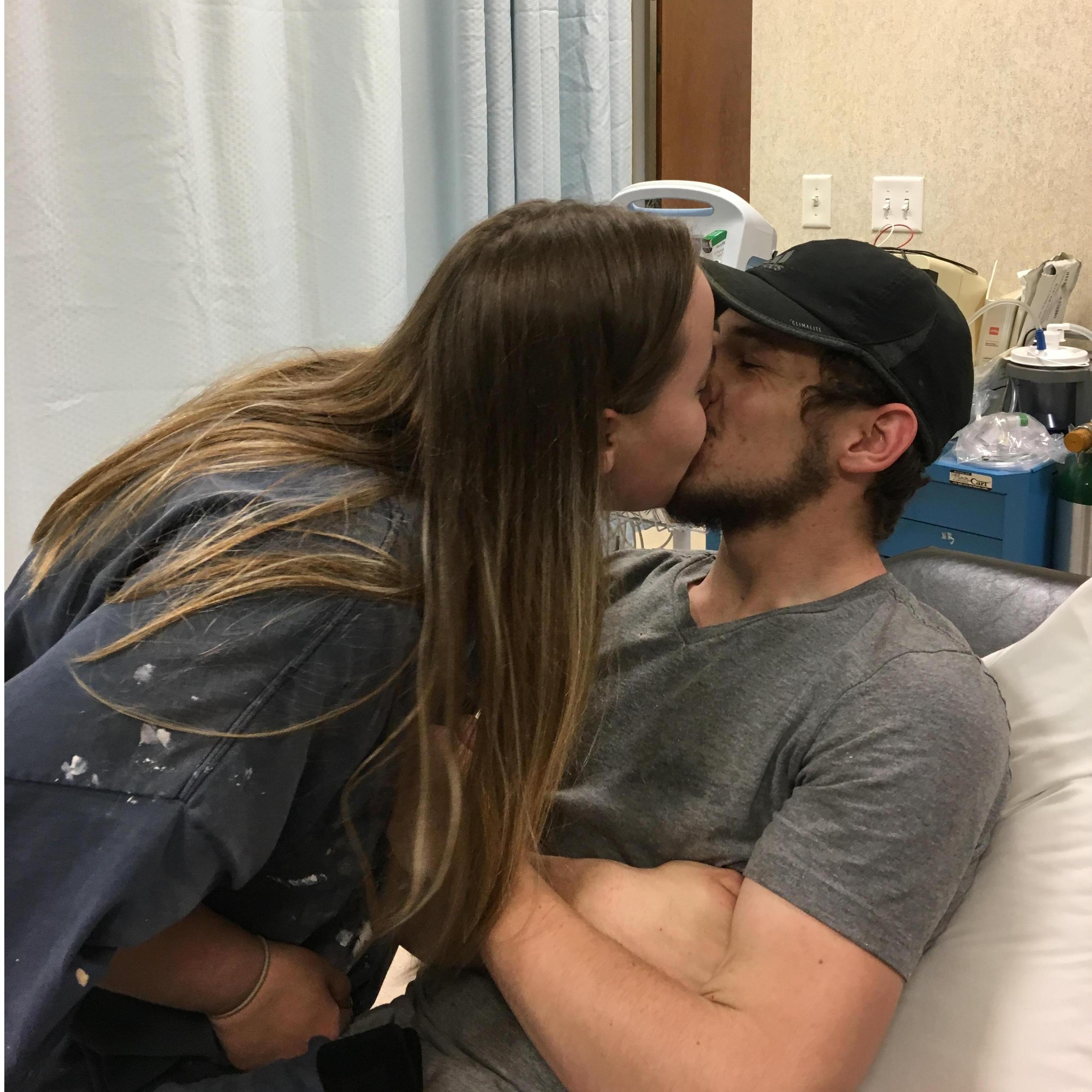 She said yes and sealed it with a kiss!