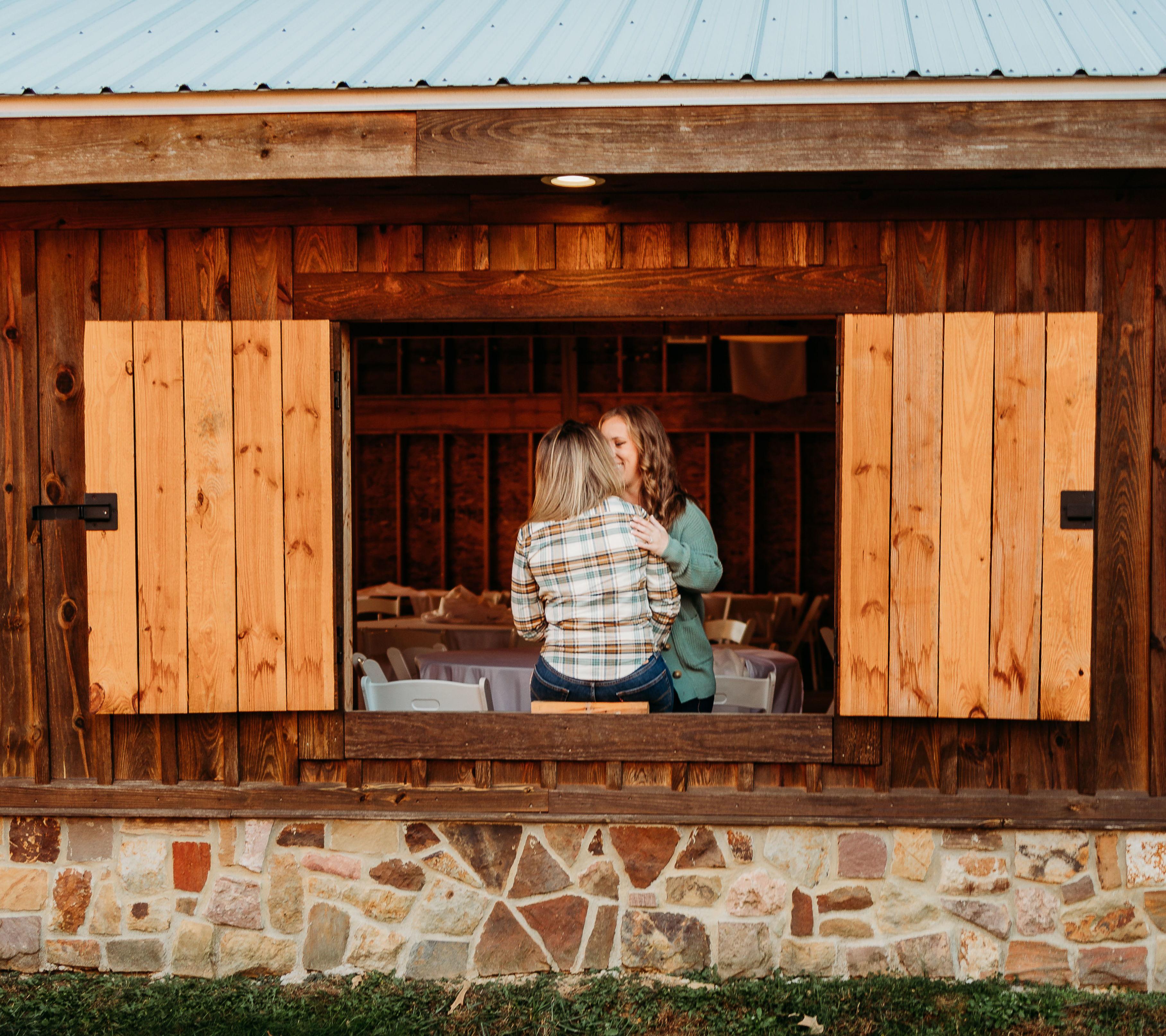 The Wedding Website of Robyn Meredyth and McKensie Lynn