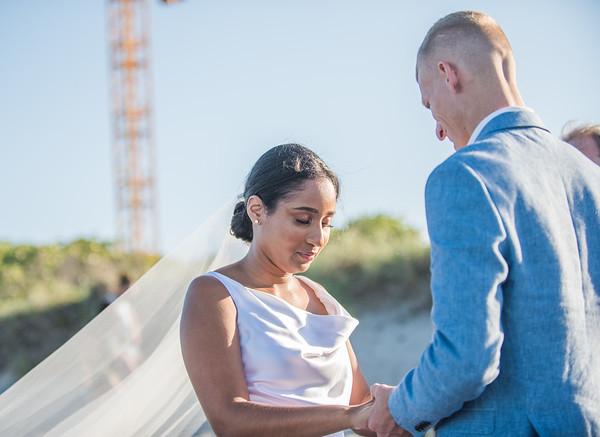 The Wedding Website of Yasmin Francis and Hank Henderson