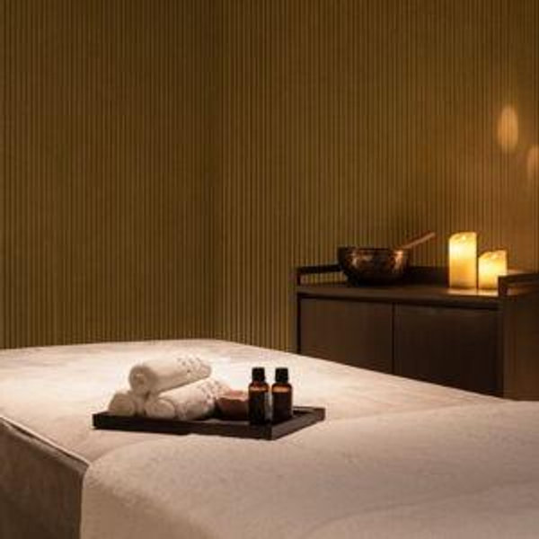 60-Minute Couples Massage