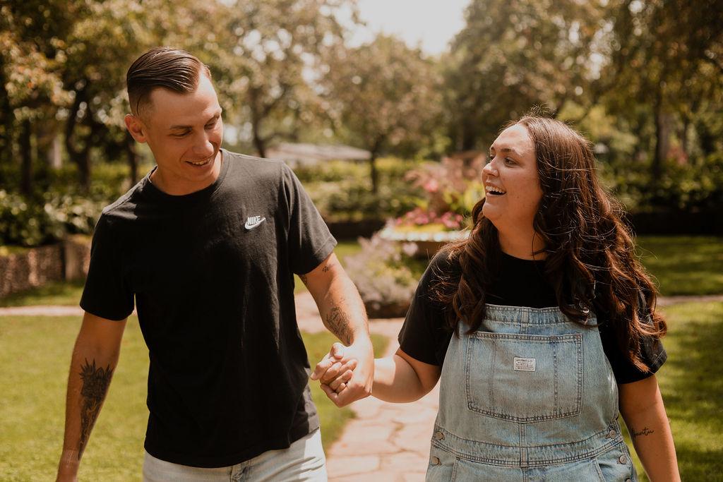 The Wedding Website of Emilee Shaw and Paul White