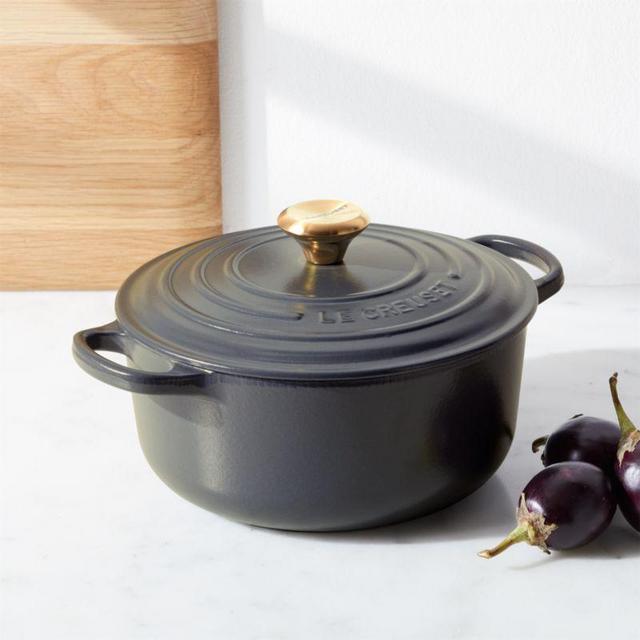 Le Creuset ® Signature Graphite 2.75-Qt. Round Dutch Oven