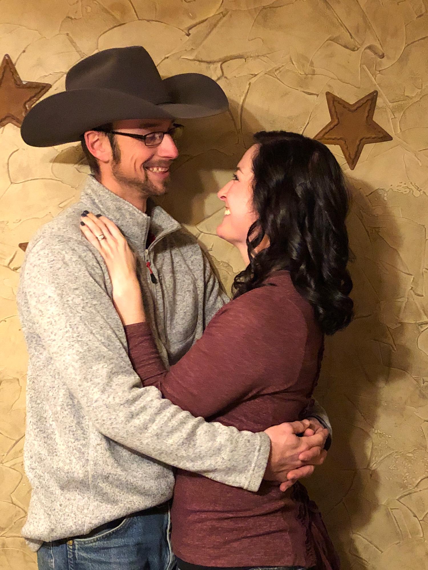 November 2019 - Thanksgiving & Mini-Engagement Photo Session, Courtesy of Jackie Dale :)