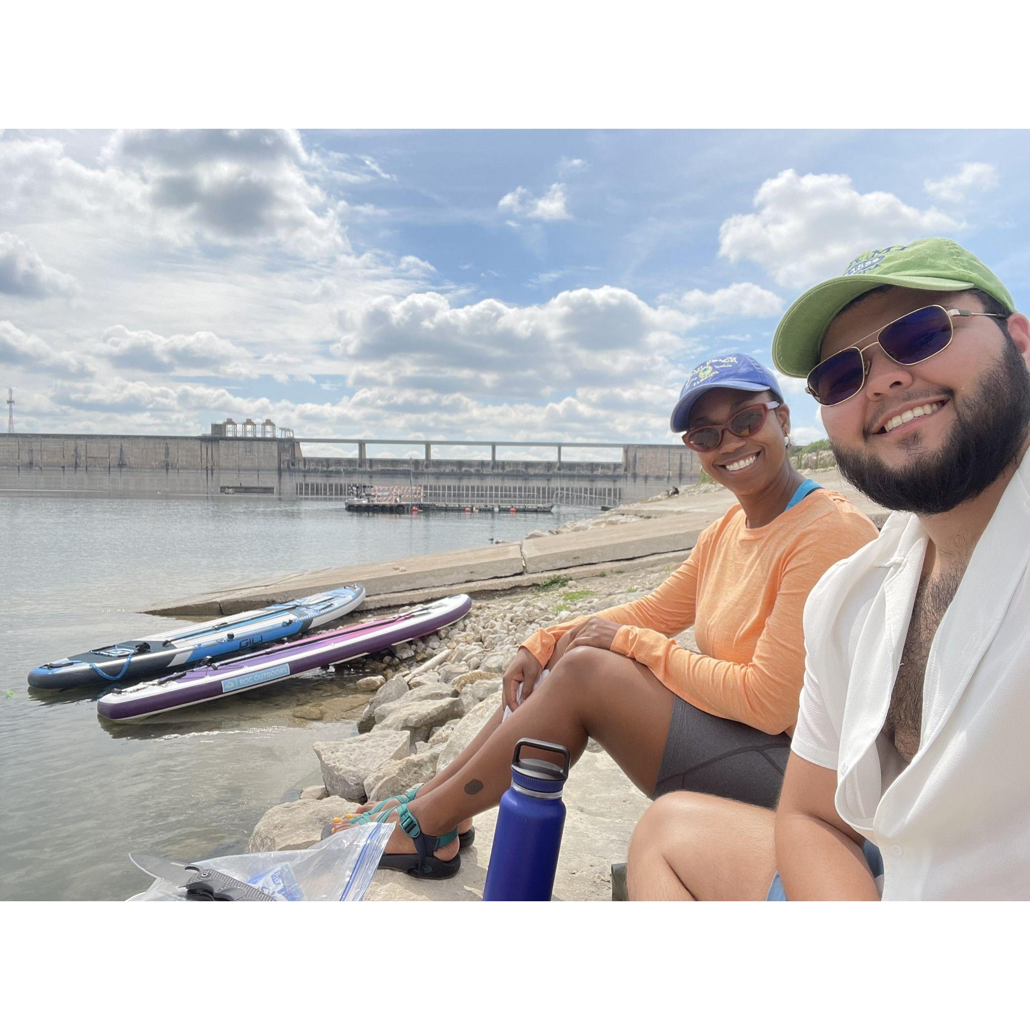 Did you know, the first activity Alejandro and Jasmine bonded together over was Paddle Boarding ?