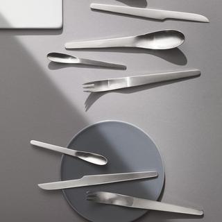 Arne Jacobsen Stainless Steel Matte 5-Piece Flatware Set, Service for 1