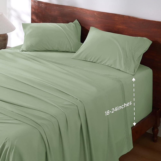 Bedsure Deep Pocket King Sheets Set - Fits Mattresses Up to 24" Thick, 4 Piece Air Mattress Sheets with Deep Pocket, Moisture Wicking Soft Cooling Bedding Sheets & Pillowcases, Light Green