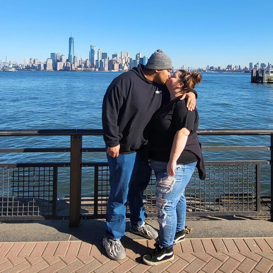The Wedding Website of Elizabeth Jura and Christion Cabiness