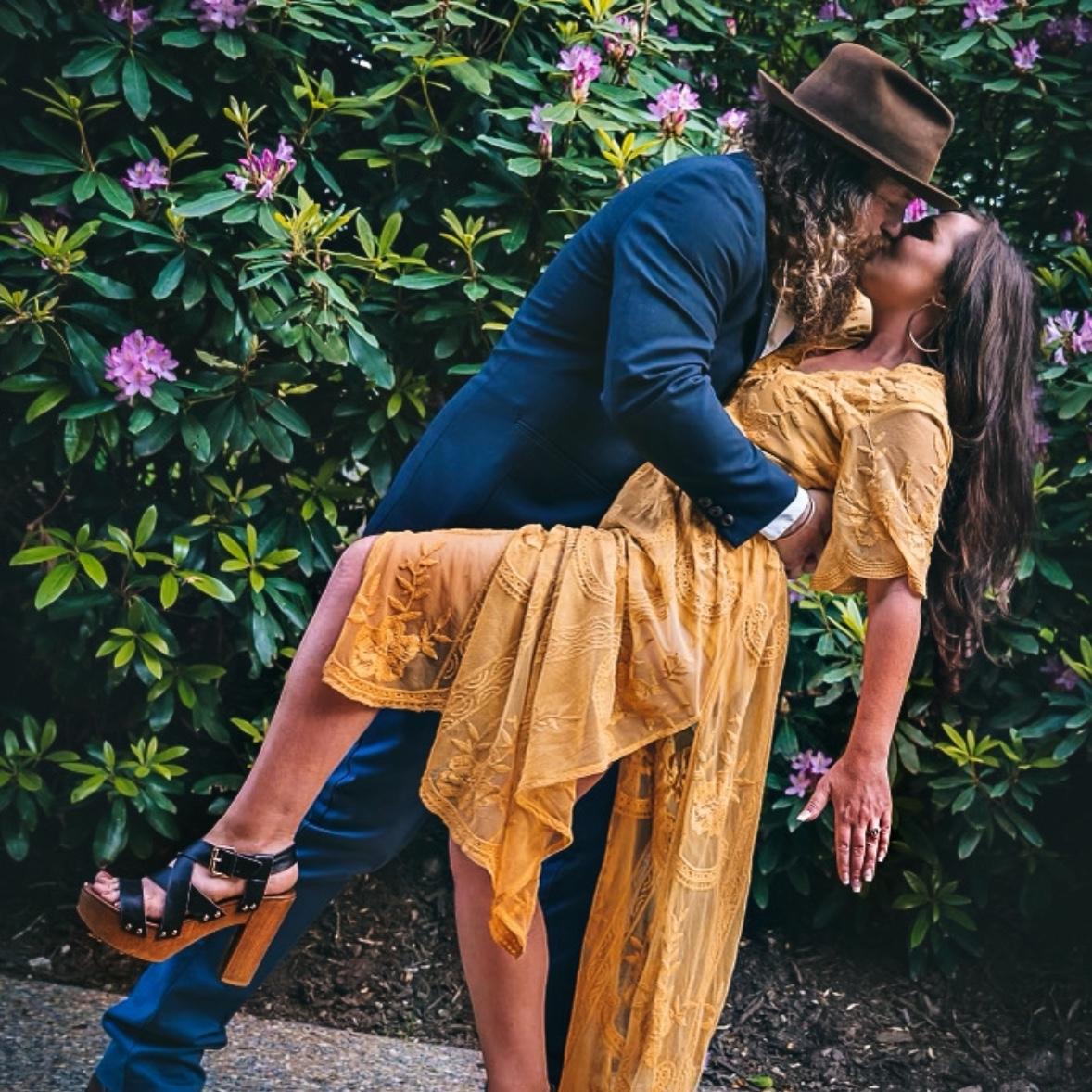 Engagement shoot by Tom Farr at Sierra Nevada Brewery
