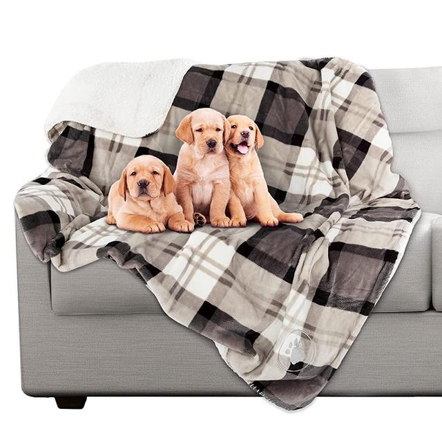 PETMAKER Waterproof Pet Blanket Collection – Reversible Throw Protects Couch, Car, Bed from Spills, Stains, or Fur – Dog and Cat Blanket