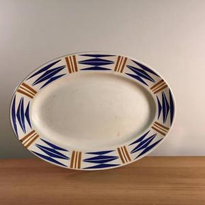 Pretty old oval ironstone serving dish, blue & yellow geometric decor, French manufacture of Badonviller, "Eclair" collection, 1900/1905's