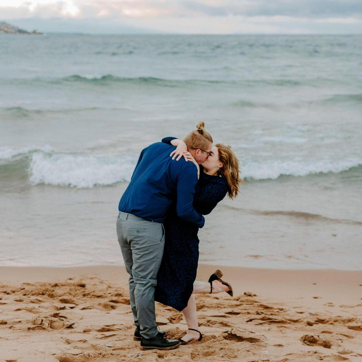 This picture was taken after the first snowfall in Fall 2020. We are literally clinging to each other to keep warm!
Photo Credit: Emma Lindemann, Love + Lichens