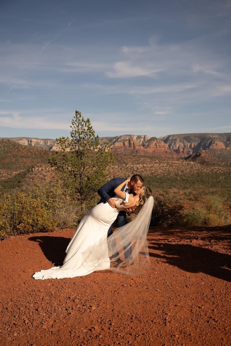The Wedding Website of Andersyn Higgins and Brett Steuckrath