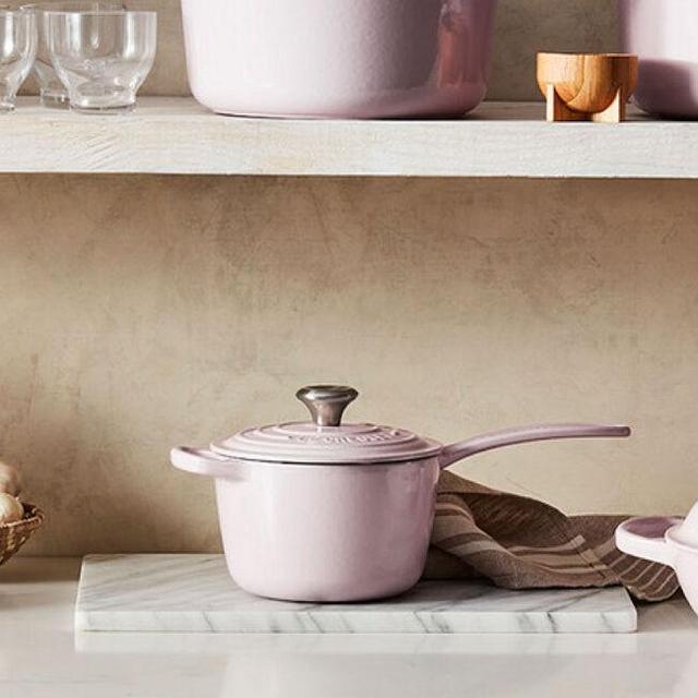 Le Creuset Signature Saucepan