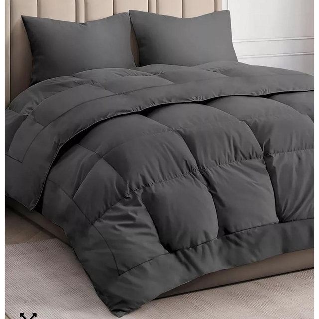 Premium Down Alternative Comforter -queen