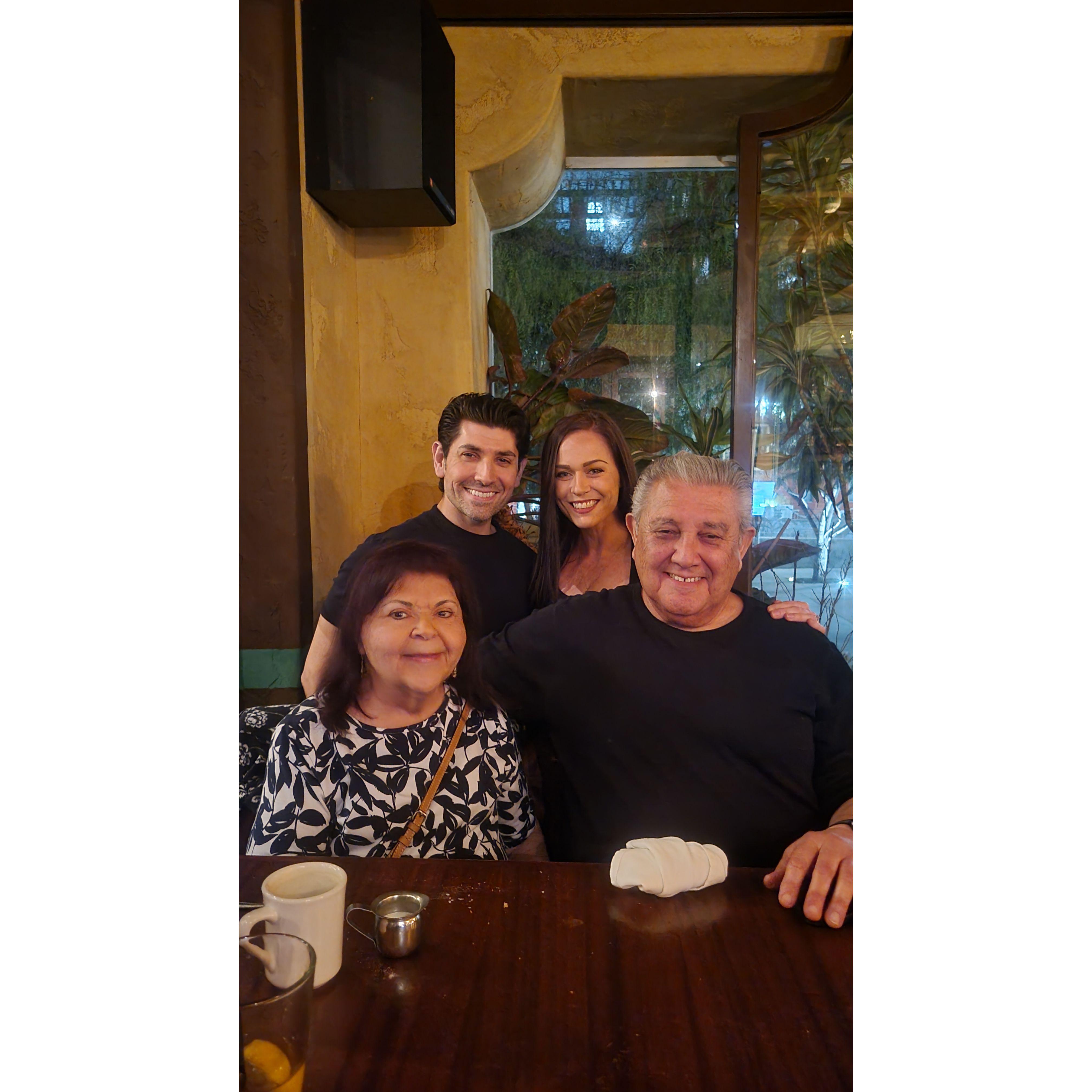 Fragoso Family - La Grande Orange Cafe - Pasadena, CA