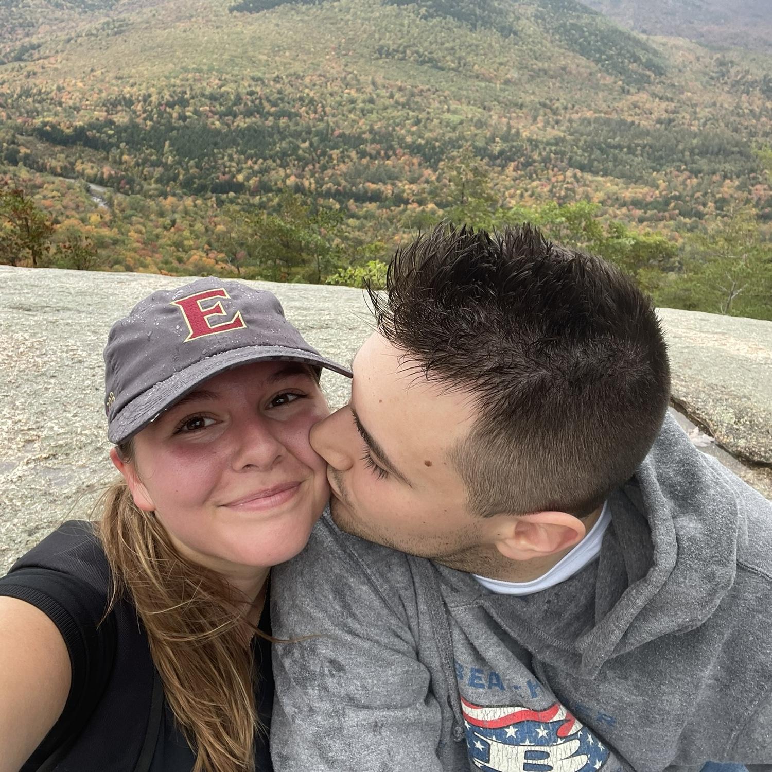 Hiking in the White Mountains, NH. 10/07/23