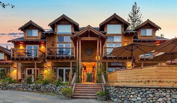 The Wedding Website of Cassie Rutherford and Bret Legoullon