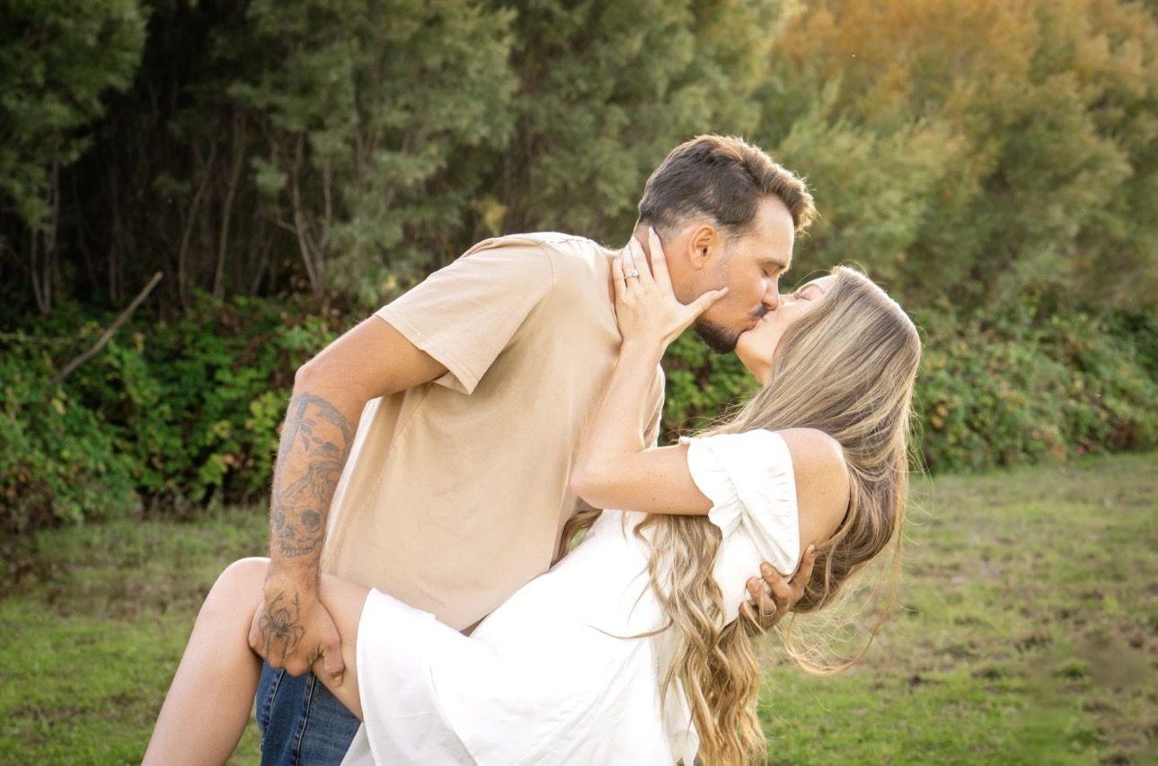 The Wedding Website of Halli Henwood and Sam Naylor
