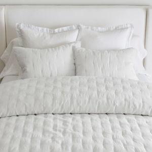 Belgian Flax Linen Tufted Quilt - White