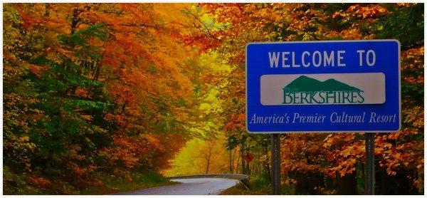 The Wedding Website of Sarah LaRocco and Michael Nieliwodski