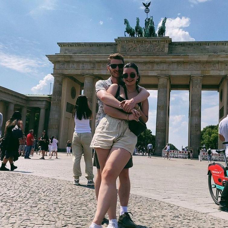 "Wait, should we move here?" Berlin 2023