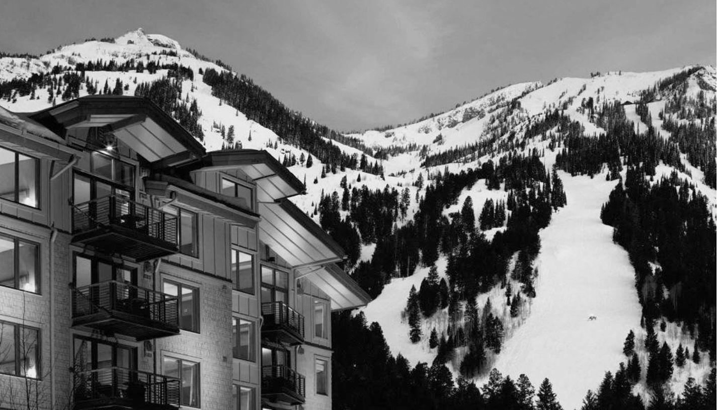 The Wedding Website of Devon Weston and Michael Johnson